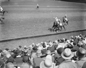 Polo at Hurlingham. An incident in the match. El Gordo versus Hurricanes. 30