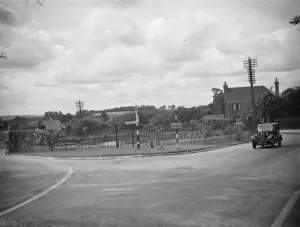 The pond roundabout in Otford. 1938
