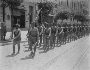 Celebrations Prints: Preparing for the Royal Wedding at Belgrade Troops arriving in Belgrade to line