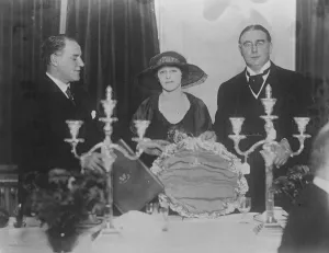 Presentation to Sir Samuel Instone A representative gathering entertained Sir Samuel
