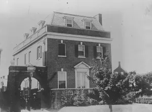 1920s 1920s 20s 20s Prints: President Hardings Washington House, Wyoming Avenue 5 November 1920