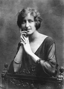 Pretty London Typist Missing Scotland Yard has been appealed to by Mrs Bates of
