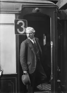 The Prime Minister leaves for Geneva. Mr Ramsay MacDonald left Victoria en route for Geneva