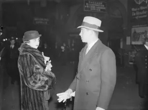 Fur Coat Prints: Prince and Princess Mdivani leave for India. 4 November 1934