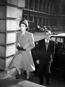 Princess Elizabeth and Prince Philip paid a visit to the Royal Academy to see