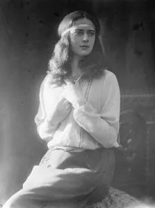 Princess Ileana alone in Royal castle at time of Bucharest explosion. At the time