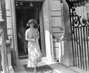 Fund Raising Prints: The Princess Royal leaving 11 Governor Square after attending Lady Kindersleys party