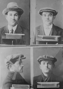 Ireland Prints: Prisoners in the Sinn Fein Conspiracy Trial at Edinburgh In a two hour address