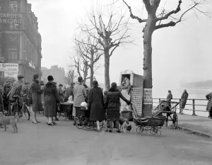 The Punch and Judy Show. With a real dog as Toby 18 March 1929