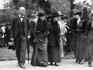 19th Century Prints: Queen Alexandra (left) her sister the Dowager Empress Marie of Russia who has been