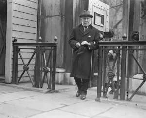 Queen Alexandras birthday, callers at Marlborough House Admiral Sir Eimund Fremantle