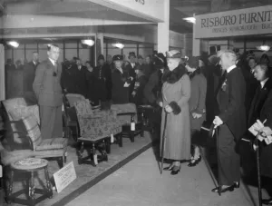 Queen pays a second visit to the British industries fair