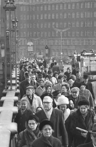 The Queue Grows The queue to see Sir Winston Churchill lying in state at Westminster Hall