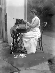 Clothing Prints: Rabbit Furs. Making up skins for fur coats, stoles and muffs. [no date]