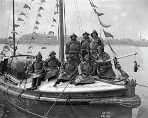 Ramsgate - The crew of the Motor Lifeboat Prudential Back row Thomas William Read