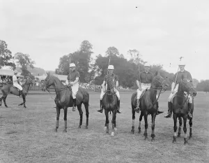 Riders Prints: Ranelagh, Berkshire The winning team Cowdray, Major the Hon Harold Pearson