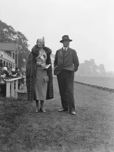 Ranelagh farm polo club. Flamingo versus Etceteras Mrs Geoffrey Unwin and Mr Ernest