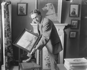 Remarkable pictures made with leaves Mr W J King of Hendon is the only artist in