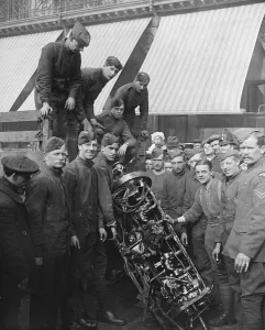 Removal of remains of zeppelin L21 from Adastral house to the grounds of the HAC in Sunhill Row