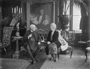 The resignation of the Archbishop of Canterbury. Dr and Mrs Randall Davidson photographed
