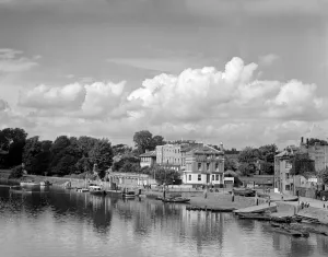 1950s Prints: The river Thames at Richmond, London, England. 1950s
