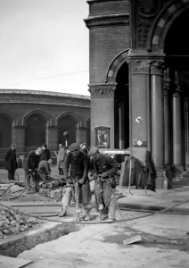 Fifties Prints: Road mending : Workmen using pneumatic drills in Euston Road, London, England