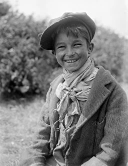 Flat Cap Collection: A Romany gypsy boy at the Epsom race meeting. Late 1940s, early 1950 s