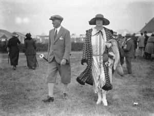 Shooting Stick Prints: The Royal Agriculture Show at Leicester. Colonel J A and Mrs Butcher. 1924