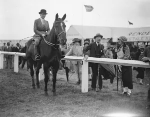 Mounted Prints: The Royal Agriculture Show at Leicester. Miss Augusta Hamilton ( mounted ) chatting