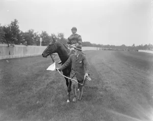 Royal Ascot Mr F Grettons Iceberg ( line up ) 17 June 1924