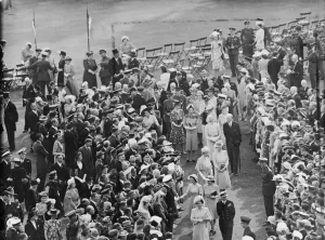 A royal garden party. Their majesties the King and Queen this afternoon (Tuesday)