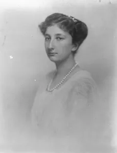 Royal Princess robbed of her pearls while on her honeymoon The Duchess Albrecht