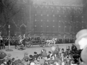Royal Wedding. H. R. H Princess Elizabeth and Duke of Edinburgh. Crowds cheering