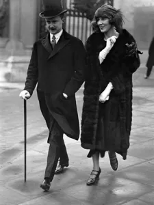 Fur Coat Prints: The Royal Wedding reception at Buckingham Palace Lady Diana Duff Cooper leaving