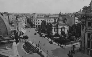 Rumours of riots at Bucharest, communication stopped with Romanian capital. A