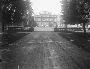 Entrance Prints: Sale of historic Surrey Estate. Viscout D Abernon has decided to sell Esher Place Mansion
