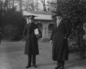 Salvation Army High Council hears the case for General Booth. Mr W A Jowitt KC, arriving