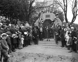 Memorial Prints: The scene at the unveiling of the Memorial Arch at Dartmoor Prison to American prisoners