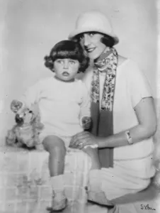 Madame Dora Prints: Senora Dodero, of Buenos Aires, with her little daughter Marquita, who are paying
