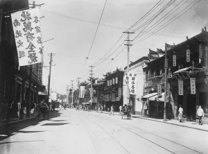 Shanghai. The main business street, showing Chinese shops. 14 January 1927