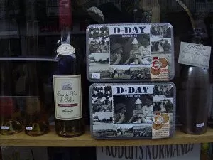 Drink Collection: Shop window displaying bottles of Calvados, Cognac, Armagnac and cider brandy