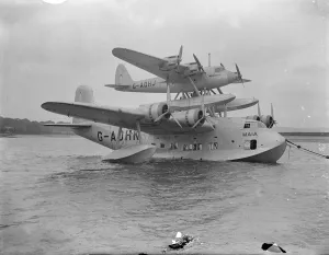 The Short - Mayo Composite, a piggy-back long-range seaplane / flying boat combination