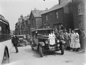 Ribbon Prints: Sidcups May Queen leaves in a car for Hayes. 1937