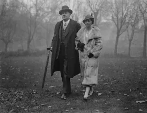 Sir Campbell Mitchell Cotts and Princess Helene de la Tremoille engaged. 5 November