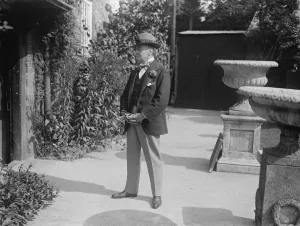 Sir John Martin Harveys son weds well known artists daughter. Sir John Martin