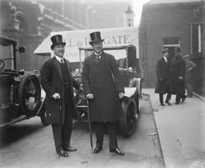 Smiling Ex Ministers in Downing Street Sir Robert Horne and Sir L Worthington Evans