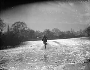 Flat Cap Collection: A solitary skater on the ice at Chislehurst, Kent. 1936