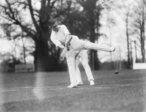 Son of the great CB to play for Hampshire. Mrs Fry coached by his father. Mr