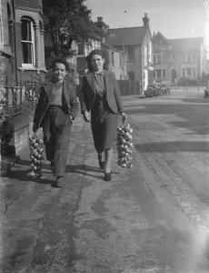 Spanish onion boy and girl in Sidcup, Kent. 1938