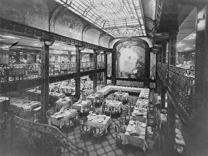 Glamour Collection: Ss Paris The dining room 30 May 1922